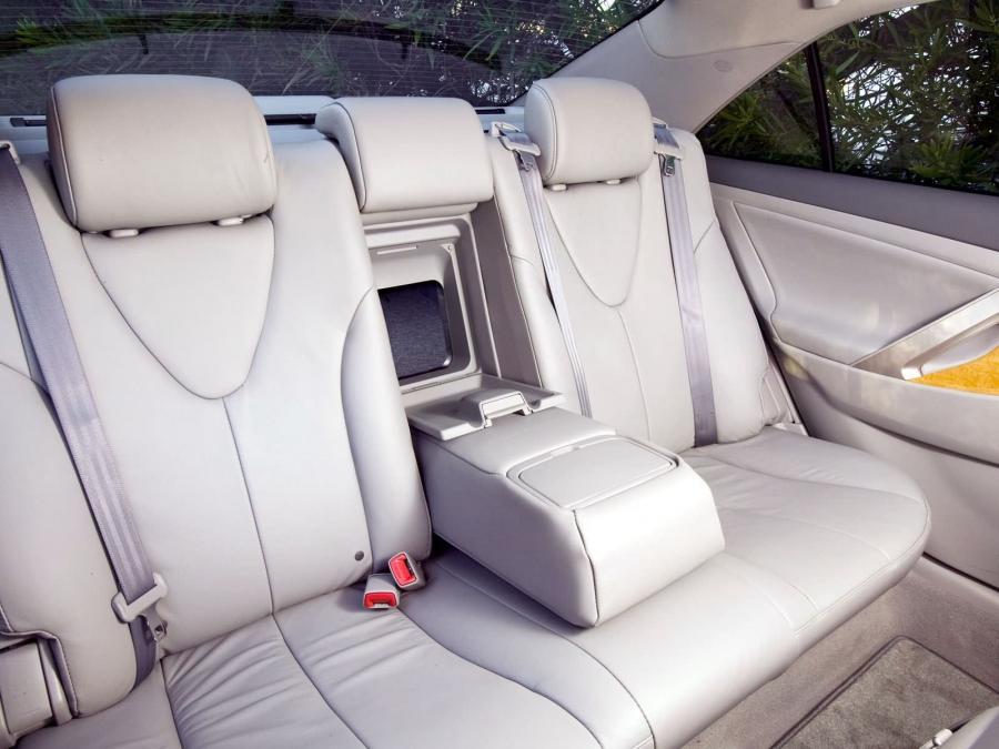 Интерьер Toyota Camry XLE 2006 года  (NA) (фото 25 из 46)
